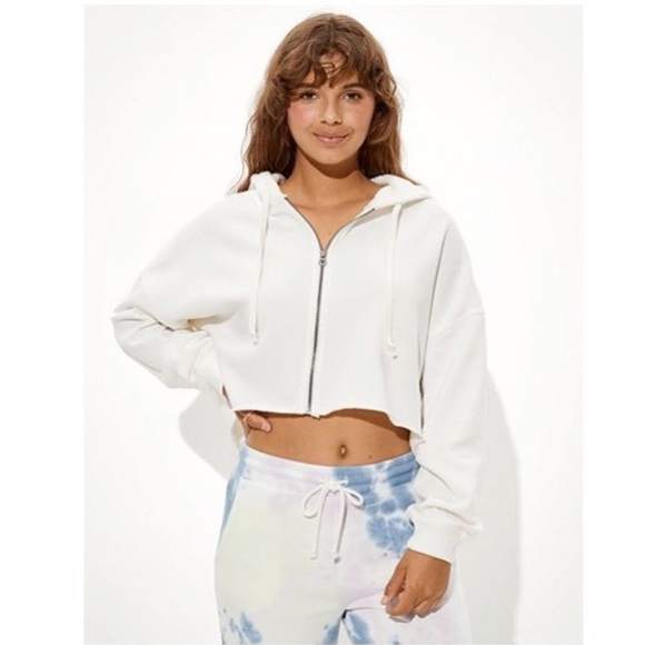 American Eagle Outfitters | Tops | Nwot Ae Fleece Cropped Zipup Hoodie |  Poshmark